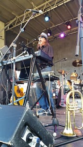 Chip on stage