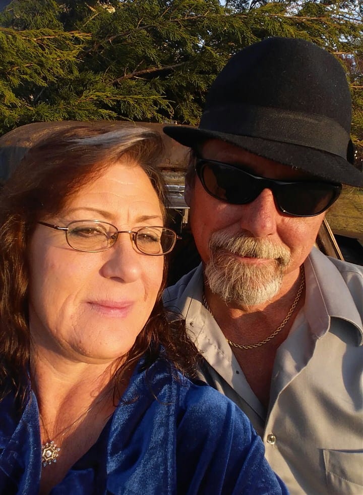 Karaoke With Chip & Tracy